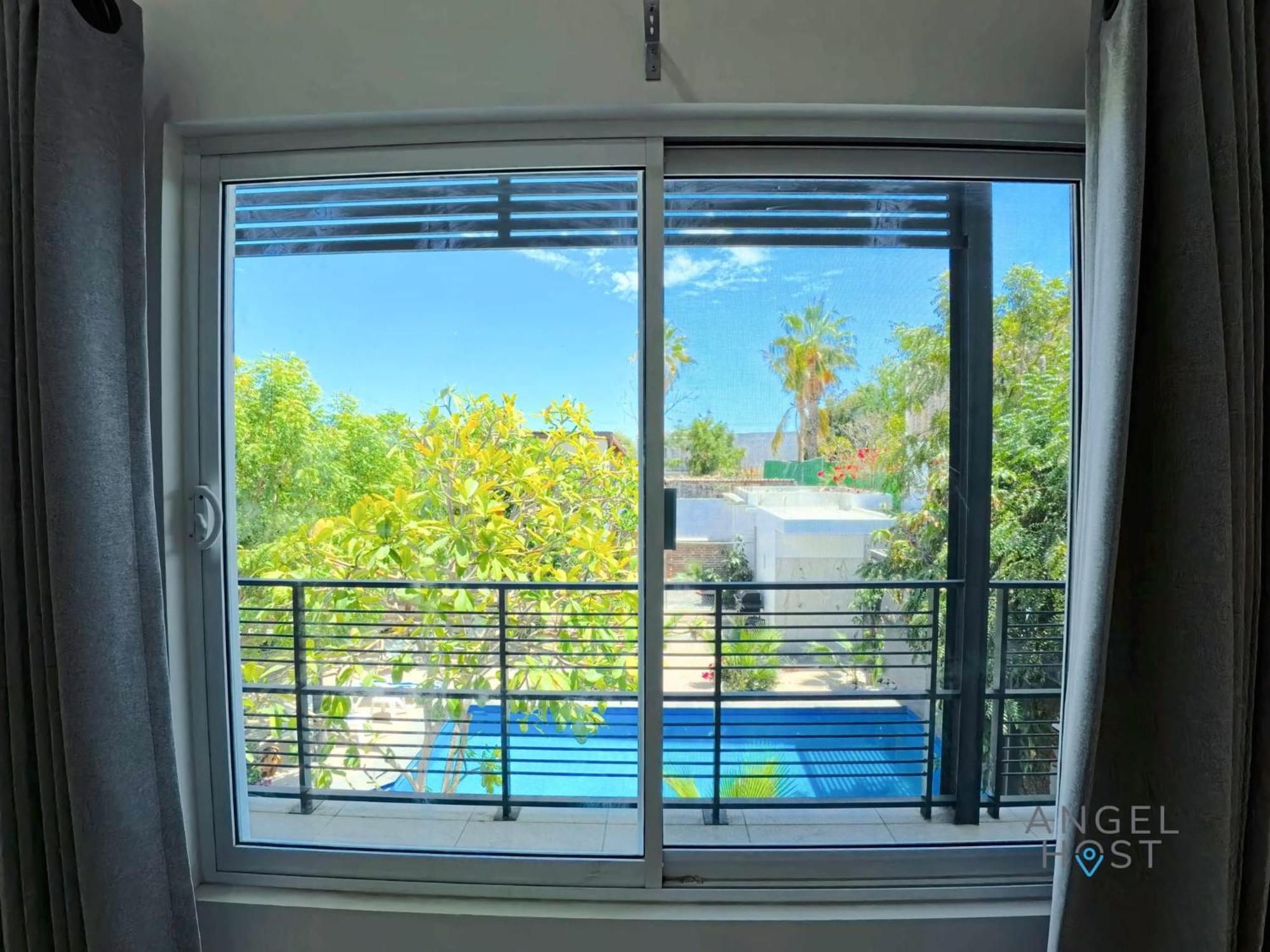 Commercial Zone Studios, Pool, Bbq And Beach 7 Blocks La Paz Eksteriør billede
